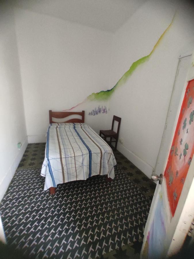 טרוחיו 717 Pizarro Guesthouse מראה חיצוני תמונה