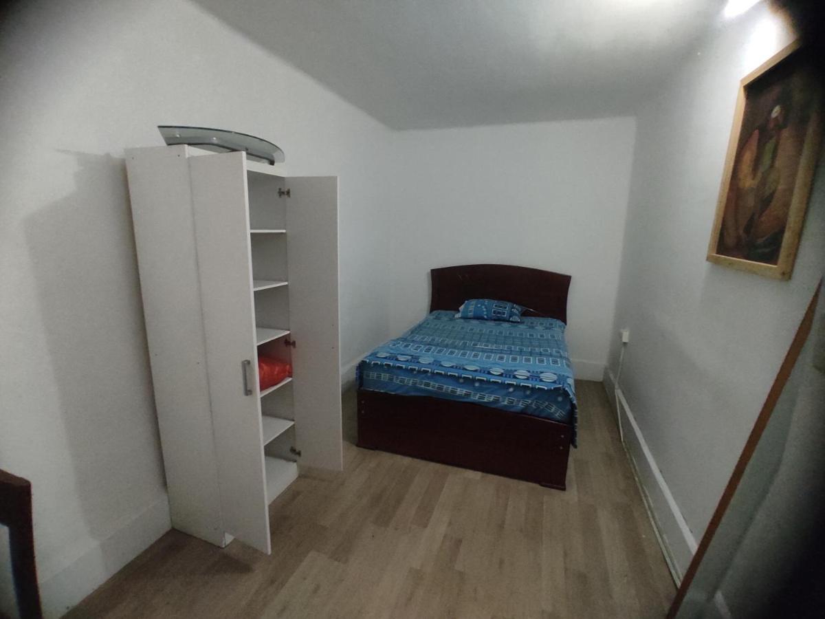 טרוחיו 717 Pizarro Guesthouse מראה חיצוני תמונה