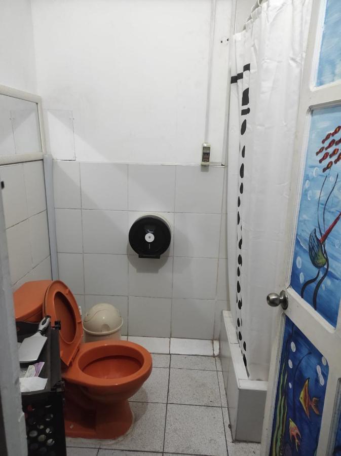 טרוחיו 717 Pizarro Guesthouse מראה חיצוני תמונה